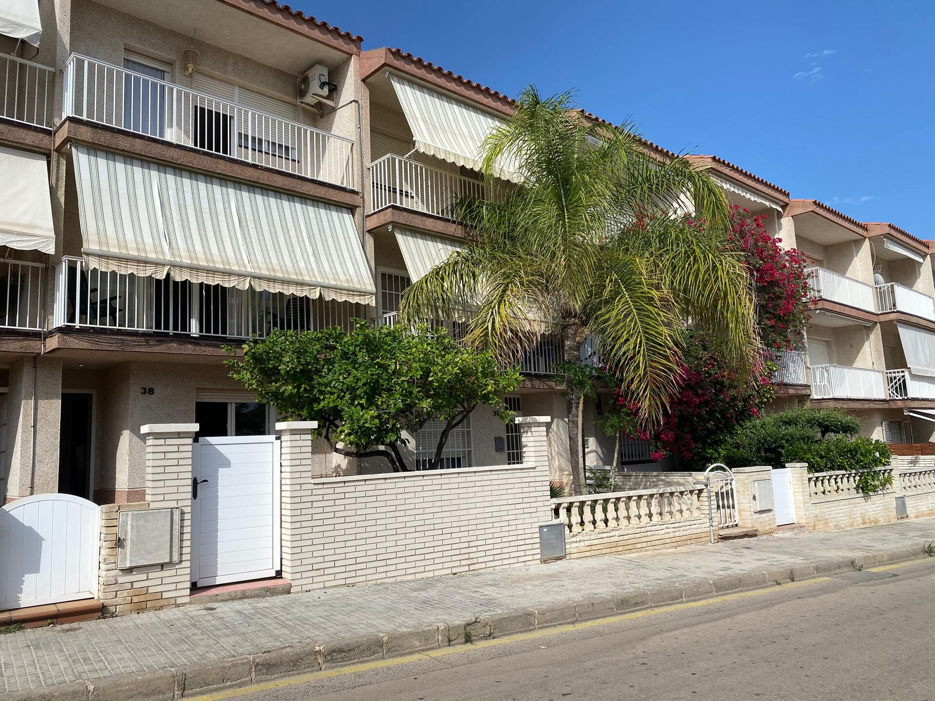 Townhous -
                        Sant Carles De La Rapita -
                        4 bedrooms -
                        7 persons